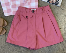 Load image into Gallery viewer, Pink Pleated Shorts
